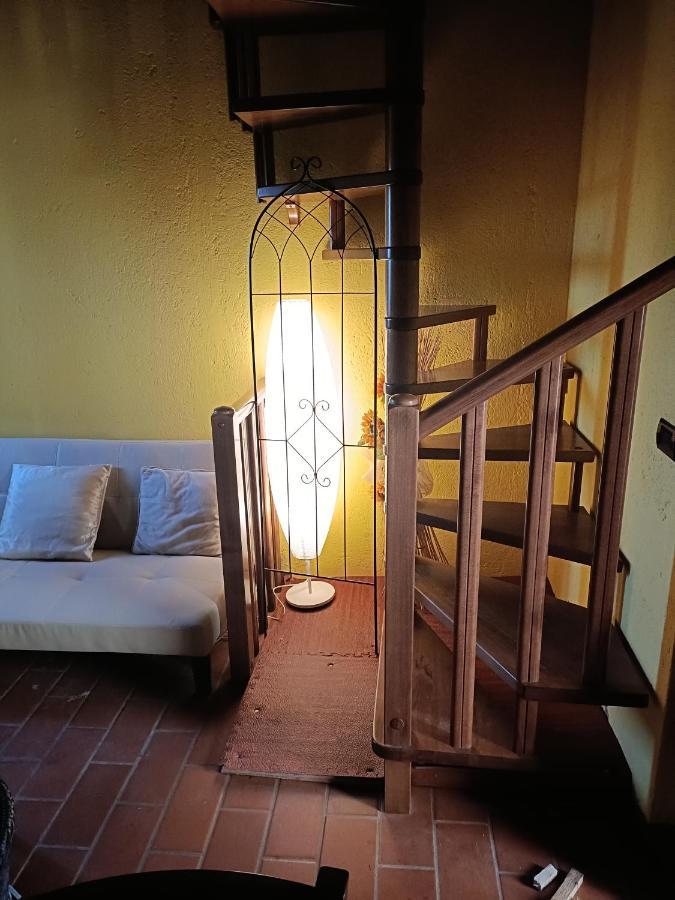 Il Borgo Dei Pini Vinci Exterior foto