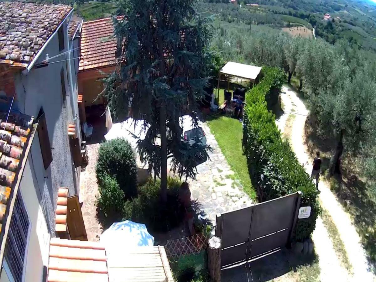 Il Borgo Dei Pini Vinci Exterior foto